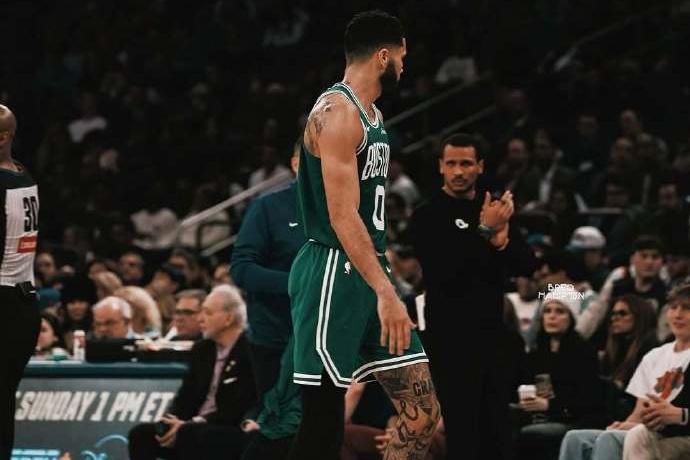 凯尔特人开启交易大门：除塔图姆外皆可商谈